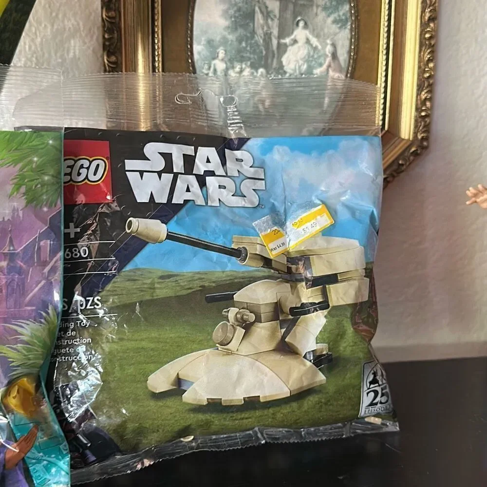 Set of two Lego building bags Star Wars and wish